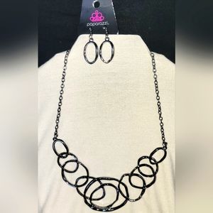 Bundle of Paparazzi necklaces